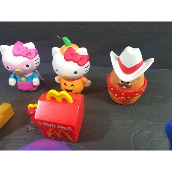 2019 McDonald’s Happy Meal 9 Toy Lot Mickey Grimace Bugs Hello Kitty Little Pony - Picture 4 of 8